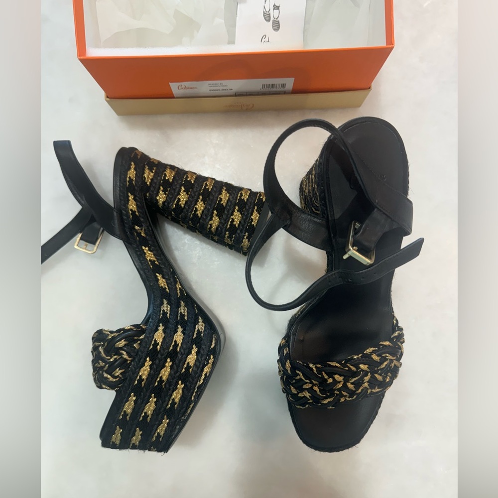 NWT Castaner Annie Black & Gold Heels